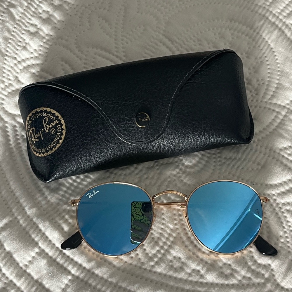 Ray-Ban Round 3447 Sunglasses with Blue Lenses